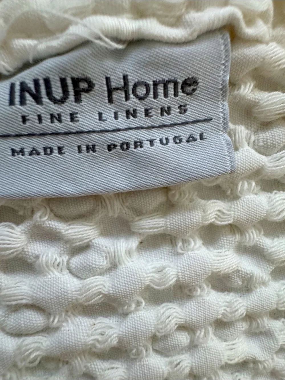 NWOT🤎BEAUTIFUL FINE LINEN WAFFLE TEXTURED TABLE RUNNER 🤎🤍